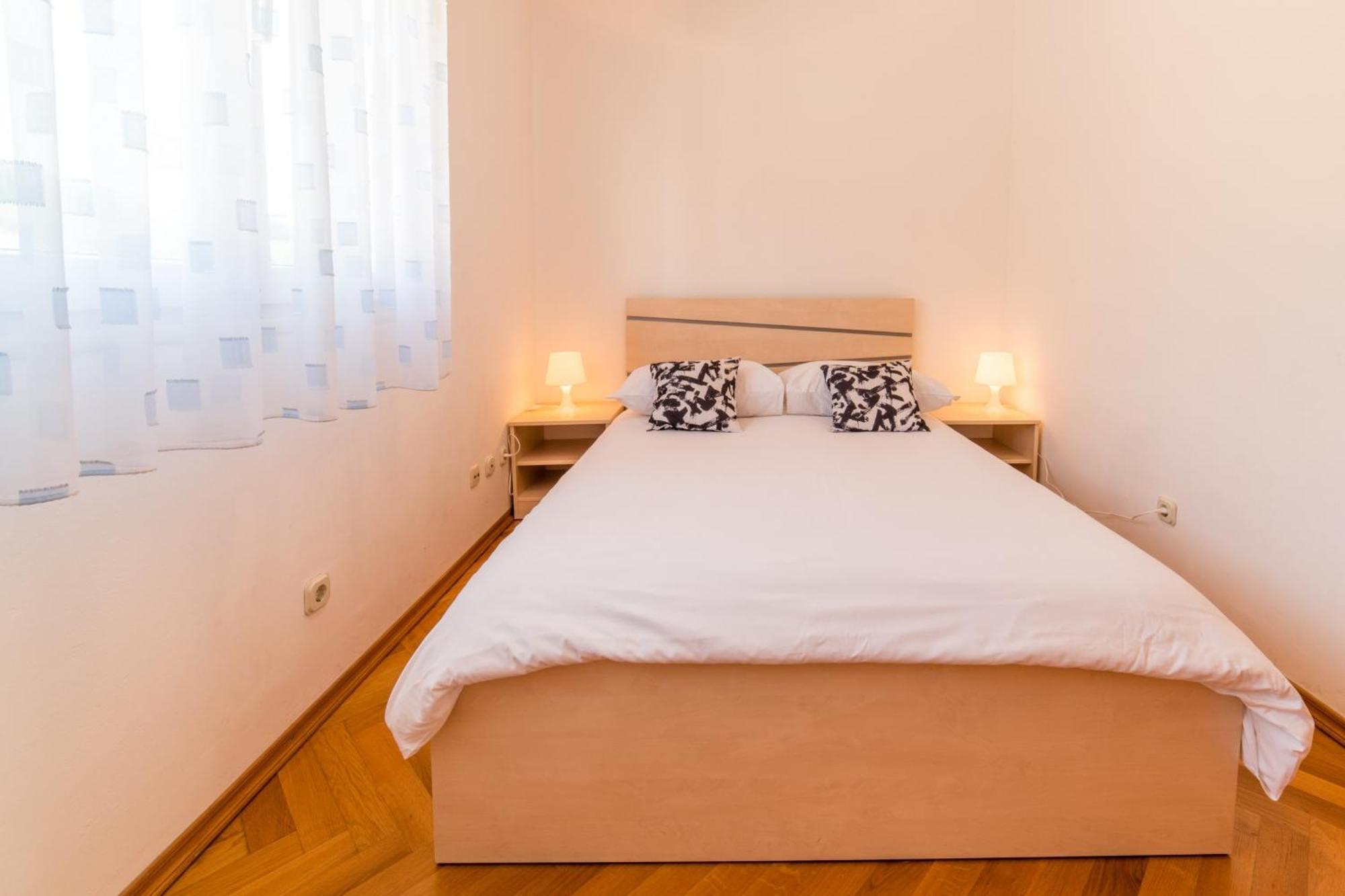 Apartments M Сплит Экстерьер фото